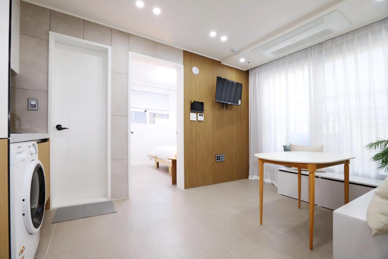 Apartment_trust Apartment