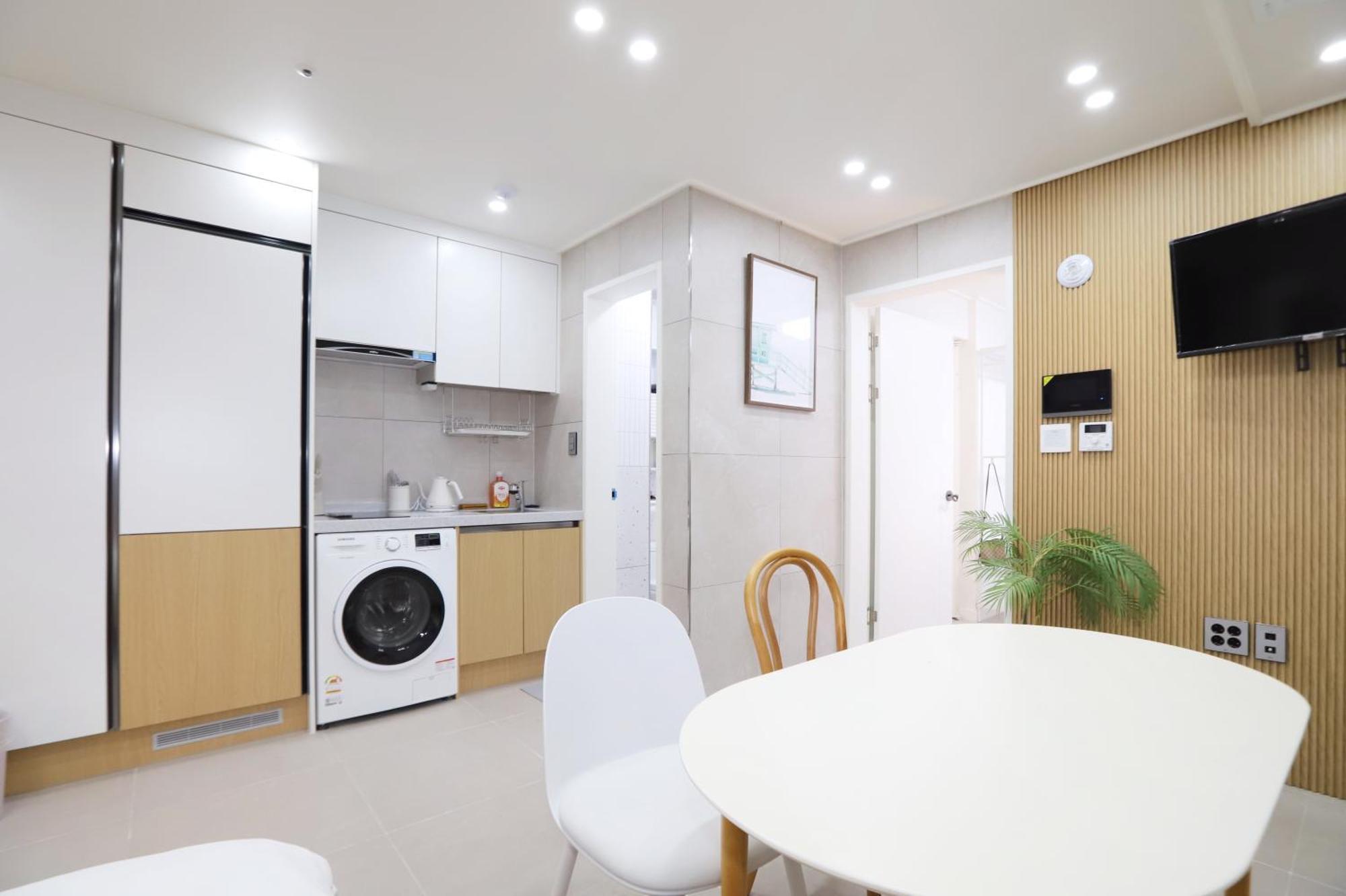 Apartment_trust Apartment